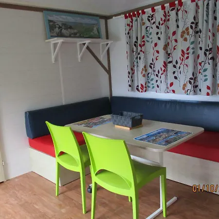 Les Mobile De Kerroyal Camping